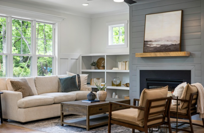 Stage for City Views and Small-Space Living in Southbank